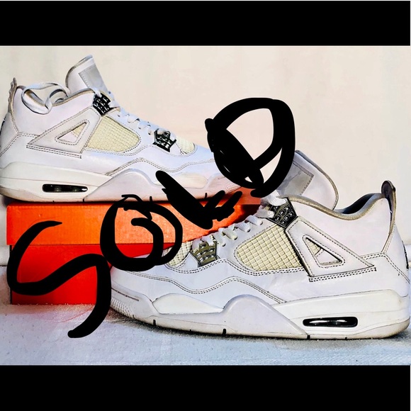Jordan Other - Men’s Air Jordan’s Retro 4s size 11